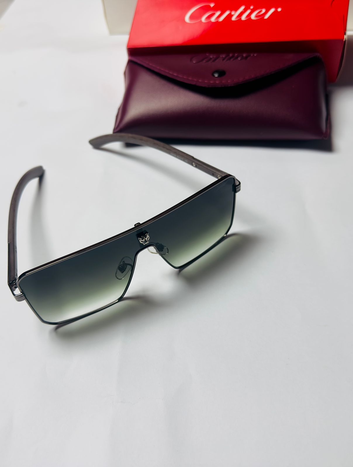 C*artier fashion sunglasses