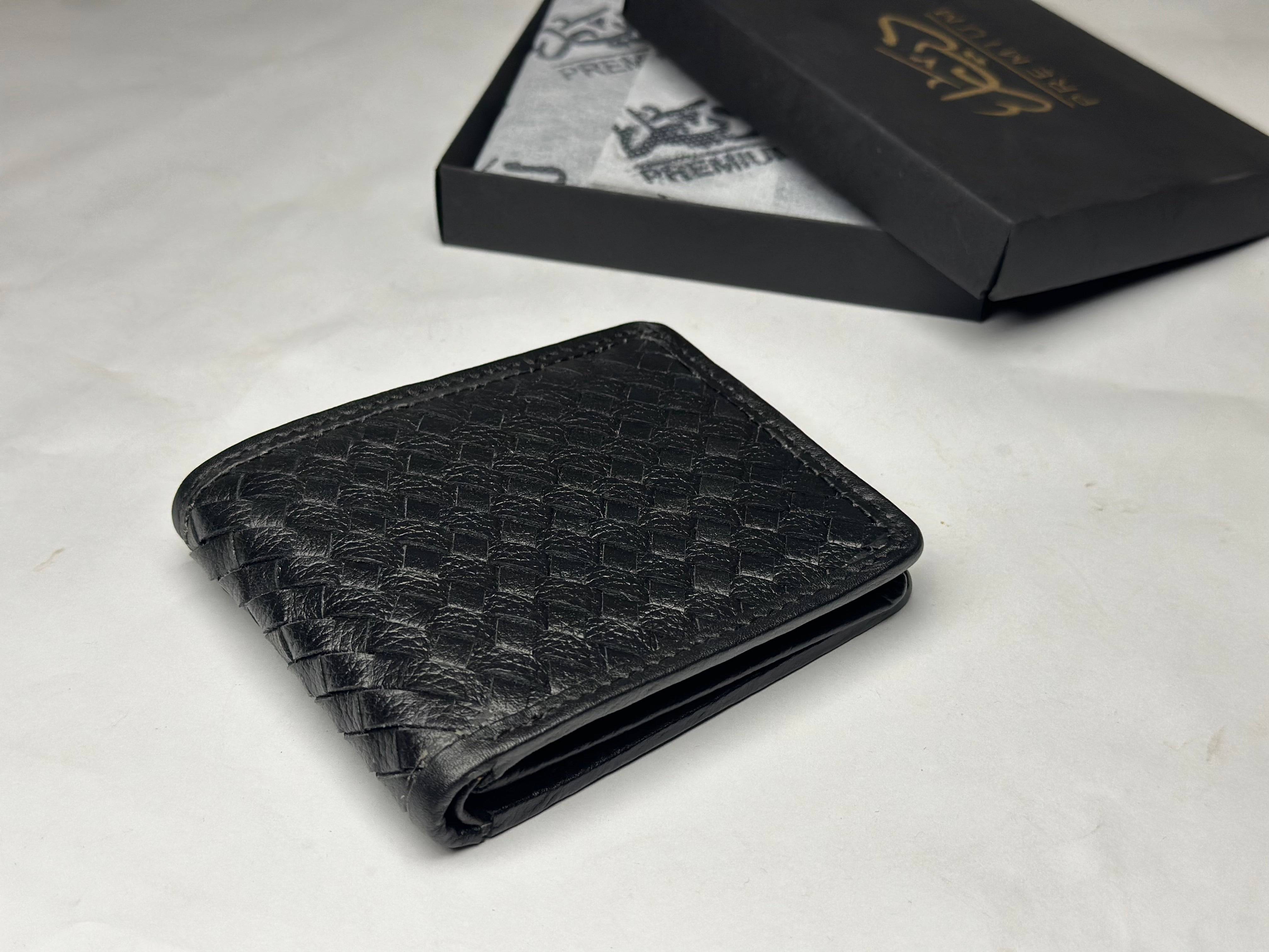 double layered hand knitted 100% leather regular wallet
