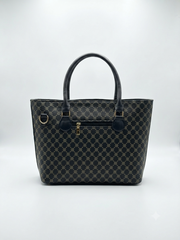 Elite handbag with mini pouch