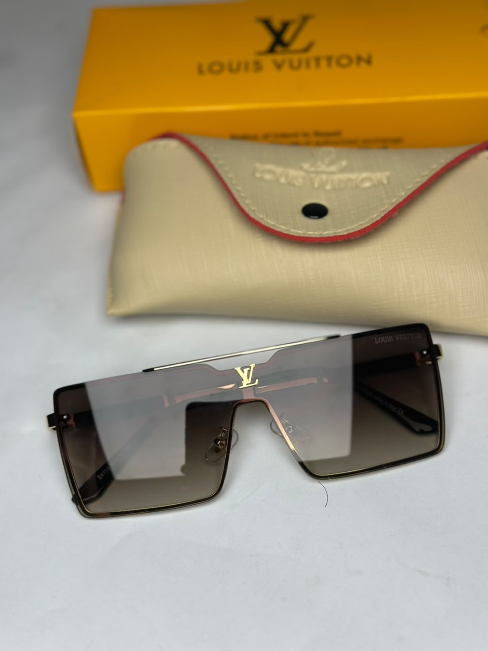 L-V UV Sunglasses L3
