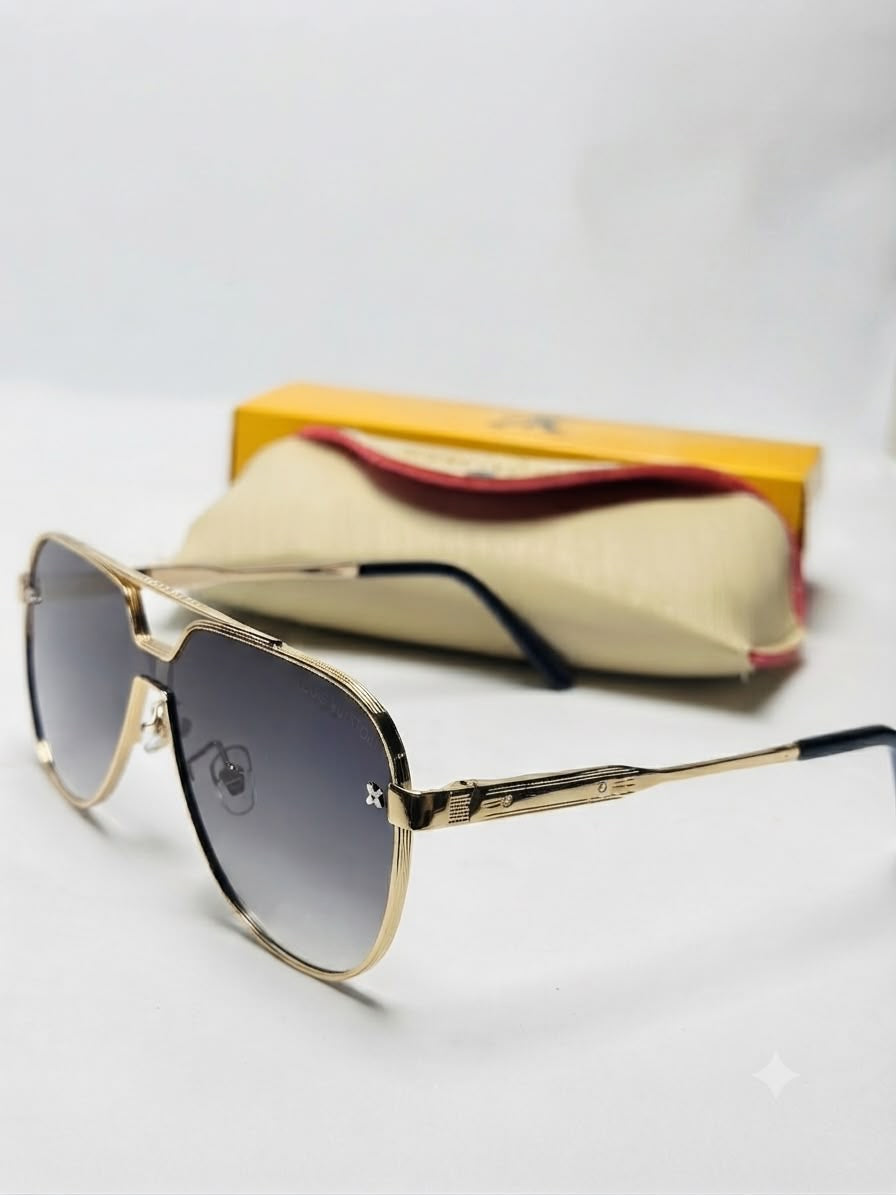 Gold Frame Aviator Sunglasses – Smoke Gradient Lens| Lou* Vuit*on