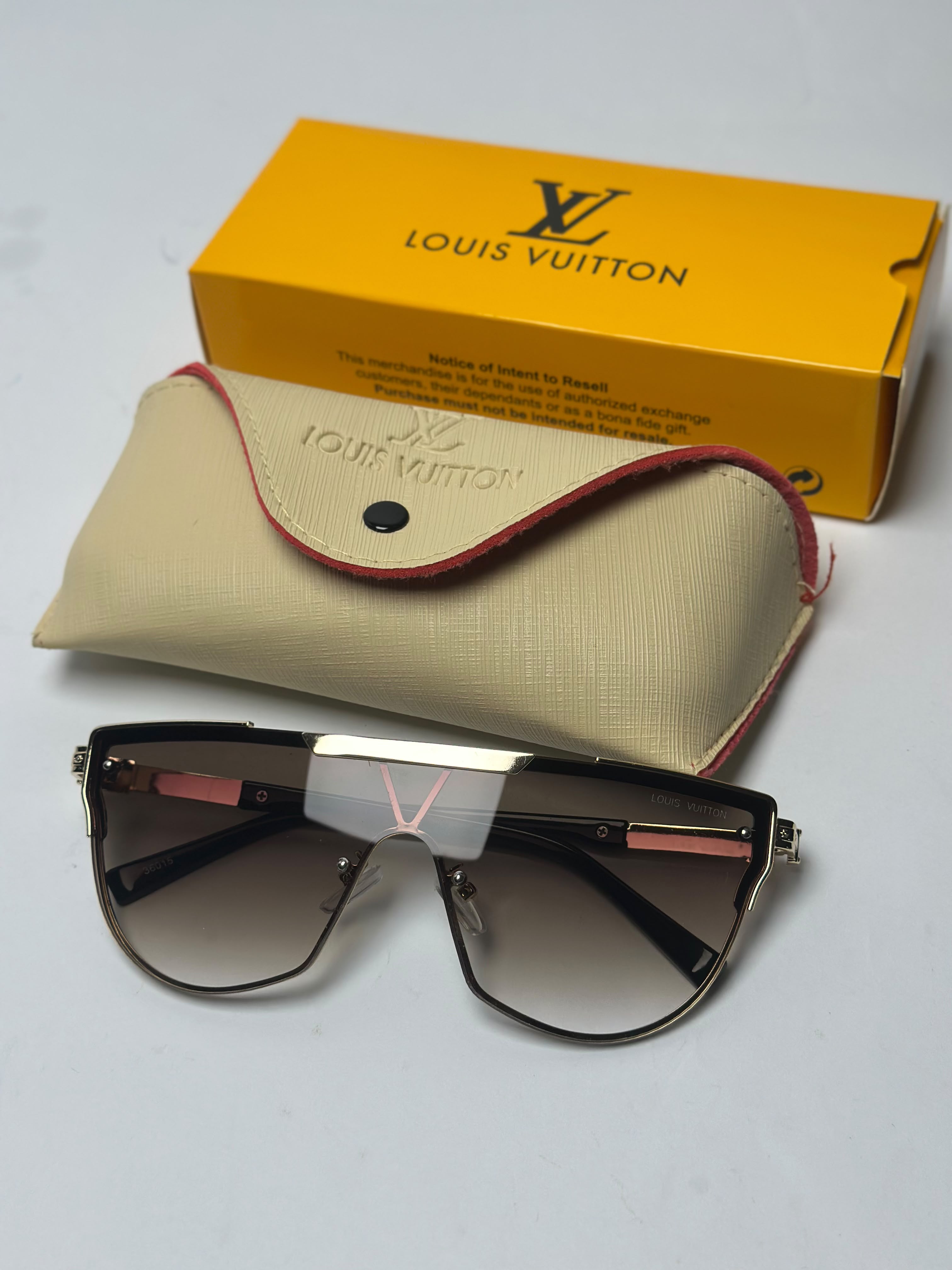 L—v L*uis Vui*ton Sunglasses – Smoke Gradient Lenses