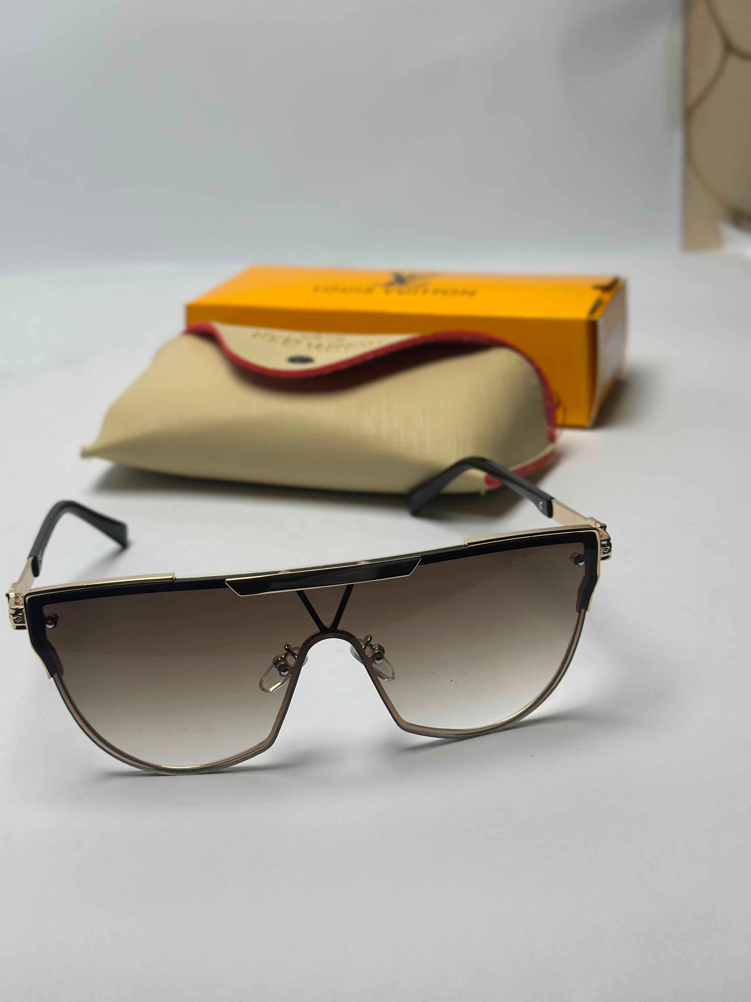 L—v L*uis Vui*ton Sunglasses – Smoke Gradient Lenses